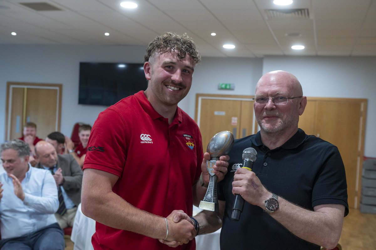 camrufc's tweet photo. Men 1st XV Awards 🏉

1st XV players player of the season - Billy Walker
1st XV coaches player of the season - Jake Elwood 
Supporters player of the season - Eli Caven
BBC Radio Cambridgeshire player of the season -Jared Cardew https://t.co/Pngt7WA7xo