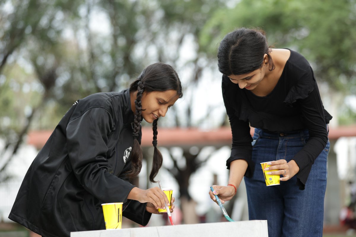 COLOROTHON's tweet photo. Art transcends language and unites souls. What are your most memorable connections made through art? 🫂🎨
#colorothon #ColorothonConnects https://t.co/4fPaqWX1FM