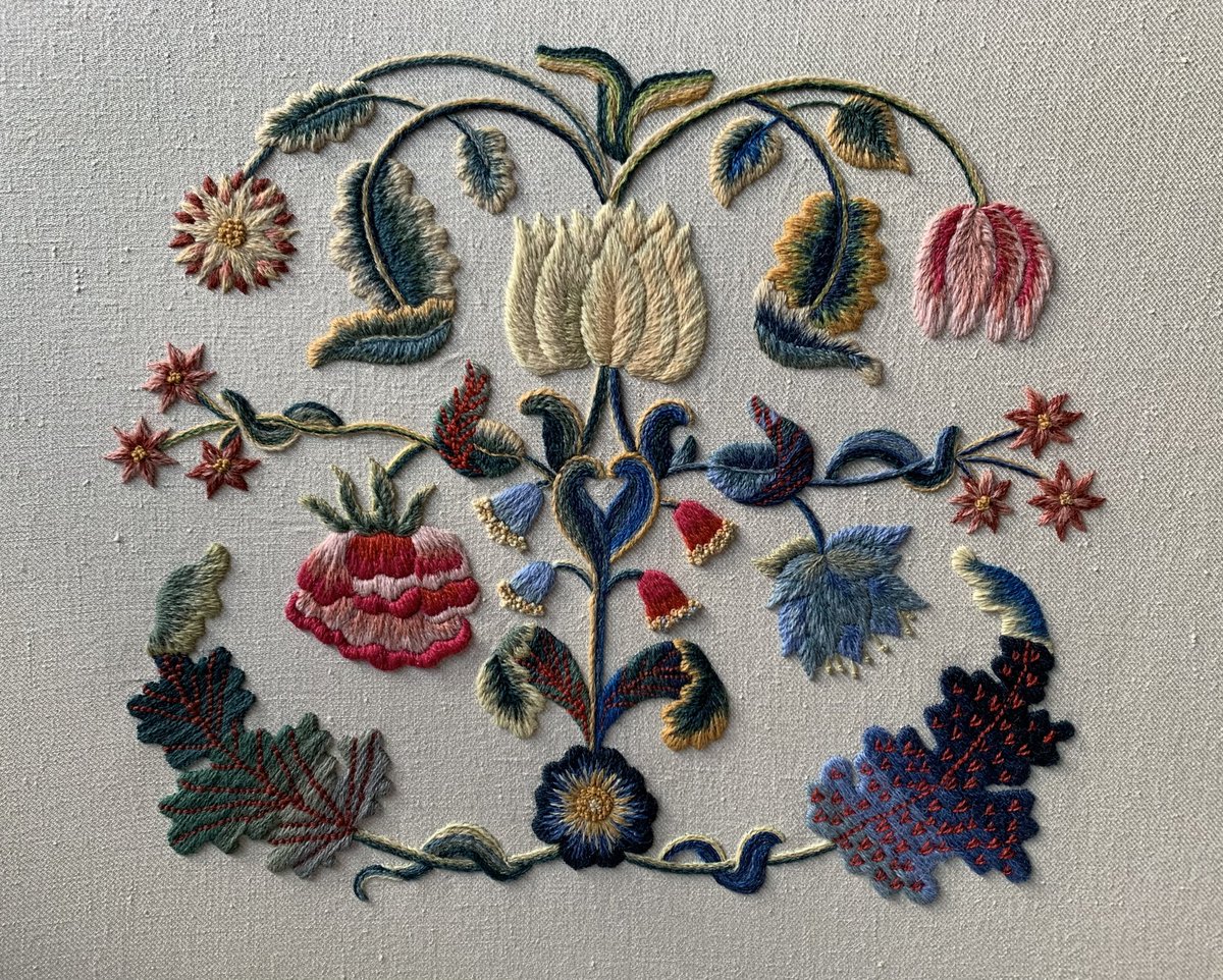 KathHudson2010's tweet photo. Finished another thing. If I was intending to keep this I’d have changed the pink to russet… https://t.co/R2FVXfSjYZ