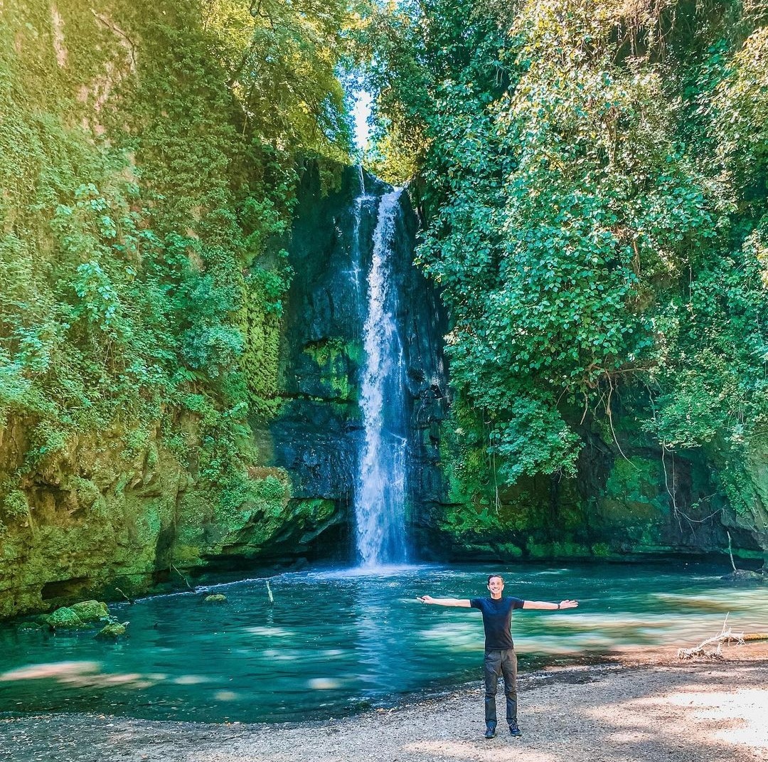 visit_lazio's tweet image. La cascata del Picchio, a #Nepi, è uno di quei luoghi che toglie il fiato per la sua bellezza. Un bellissimo percorso nella natura vi condurrà dal piccolo borgo della Tuscia a questa meraviglia.

Ci siete mai stati?

📸 @andreazambito

 #VisitLazio