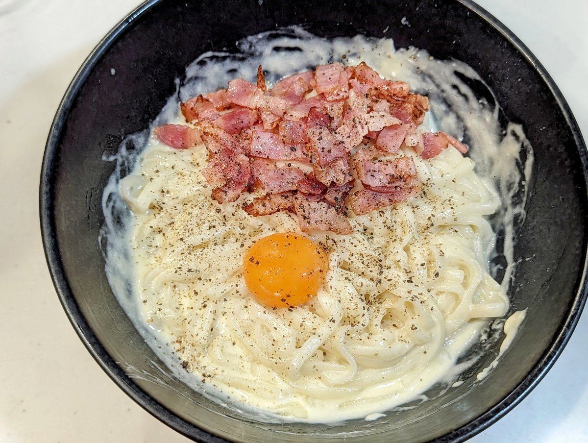 huttang's tweet image. 乾麺で作るかるぼうどんできちゃw