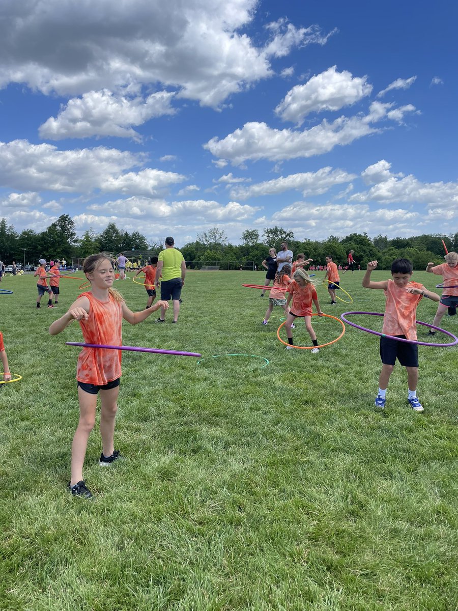 Lovettsville ES (@lovettsvillees) on Twitter photo Another spectacular field day in the books at Lovettsville ES! Thank you to our amazing PE team for setting up a day filled with fun and sportsmanship! <a href="/LTextoris/">Linda Textoris</a> <a href="/AshleyBarkley/">Ashley BarkleyLCPS</a> <a href="/LOVPTO/">LOV PTO</a> <a href="/Lovettsvillepe/">Hugh Brockway</a> Another spectacular field day in the books at Lovettsville ES! Thank you to our amazing PE team for setting up a day filled with fun and sportsmanship! <a href="/LTextoris/">Linda Textoris</a> <a href="/AshleyBarkley/">Ashley BarkleyLCPS</a> <a href="/LOVPTO/">LOV PTO</a> <a href="/Lovettsvillepe/">Hugh Brockway</a>