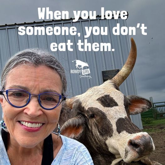 I love every single one of our animal residents and the thought of them being murdered for my sandwich is sickening.

Once I awakened to the truth of "who" I was eating, I could no longer eat anybody's body. Every body is someone.
#AnimalRights #Vegan