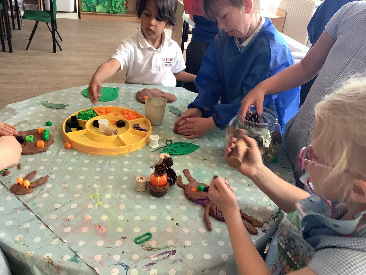 LlanFach2030's tweet photo. His eyes 👀 are orange, his tongue 👅 is black, he has purple prickles all over his back. He’s the Gruffalo! 🌲  @LlanFachPrm https://t.co/yiJOKP8dND