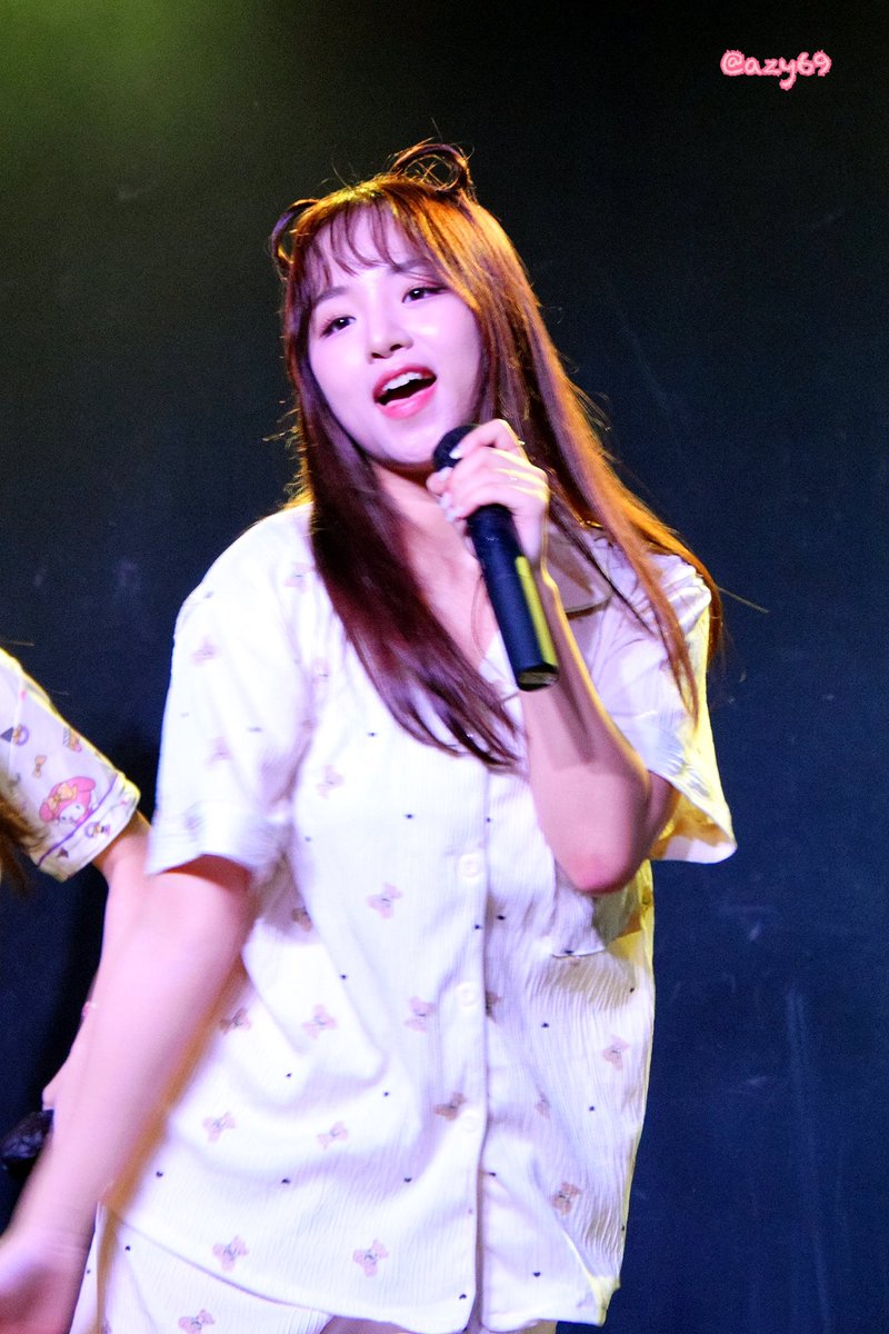 azy69MASAKINTA's tweet photo. 240530 SATURDAY LIVE パジャマデー1部

#세러데이 #SATURDAY #セロデイ
#유키 #YUKI #ユキ
#아연 #AYEON #アヨン
#민서 #MINSEO #ミンソ https://t.co/9rHSdyrf66