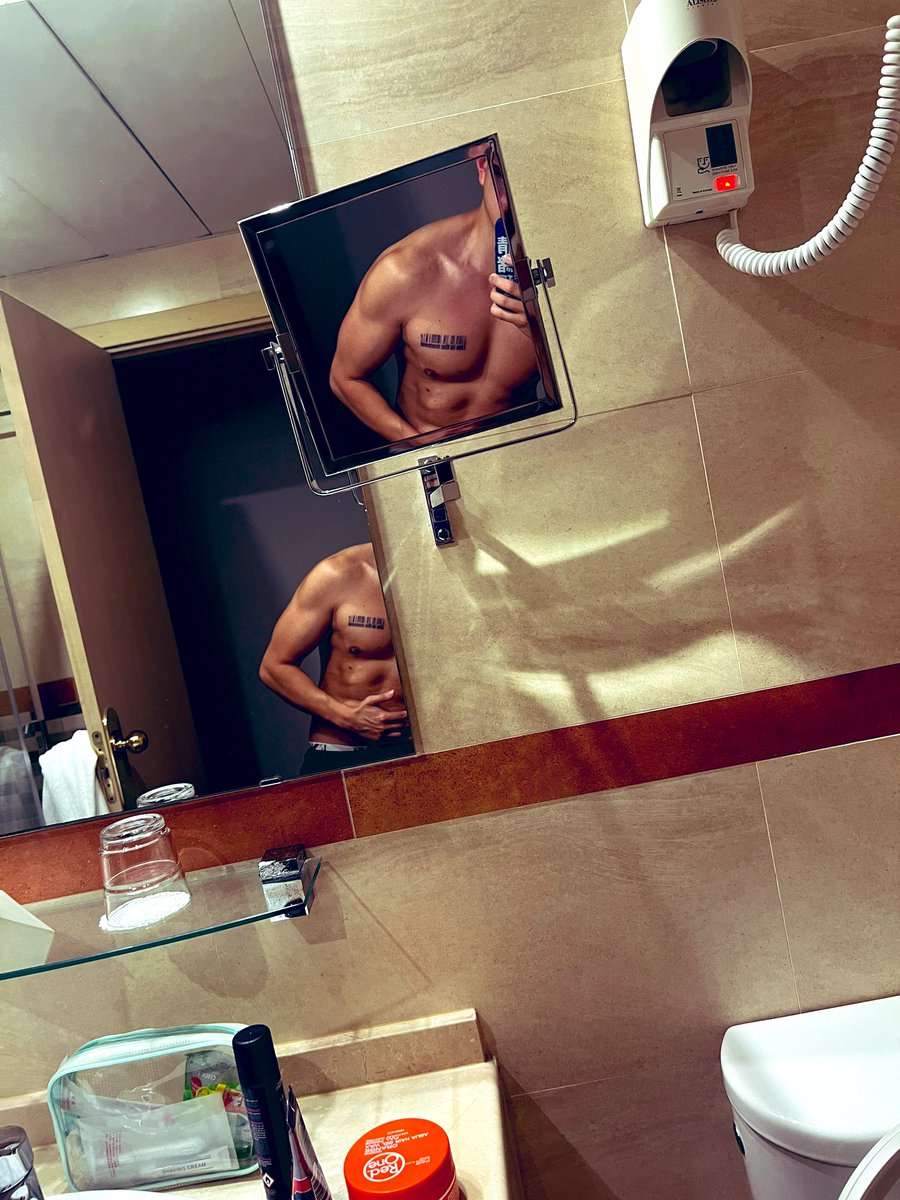 SweetOreo (@nicksunrain) on Twitter photo 