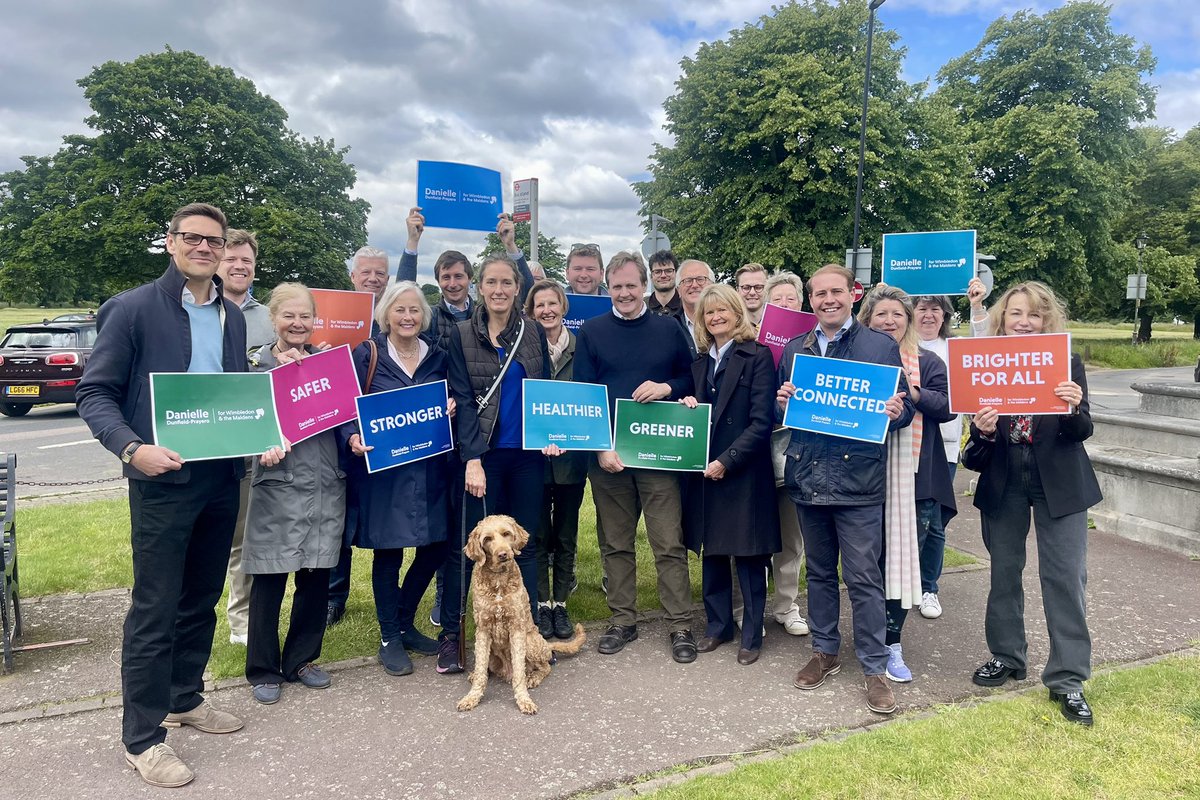 DunfieldPrayero's tweet photo. So far, we’ve welcomed the Prime Minister @RishiSunak, Education Secretary @GillianKeegan, and Transport Secretary @Mark_J_Harper, and today it was the turn of the Security Minister @TomTugendhat to visit #Wimbledon &amp; the Maldens. Thank you for coming! https://t.co/r2RUozGMjN