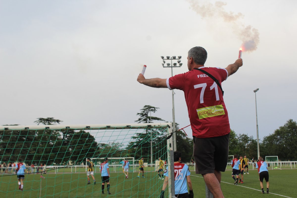 SCNT31's tweet photo. ⚽ Ils l'ont fait ! Le SCNT remporte son 1er trophée en sport collectif avec la Coupe 31 Consolante @FSGTofficiel de foot à 7

🏆Victoire 6-3 face à St-Exupéry ce samedi 8 juin devant un public en feu qui aura porté le Sporting pendant tout le match et jusqu'à la 3è mi-temps ! https://t.co/0P4Vckclam