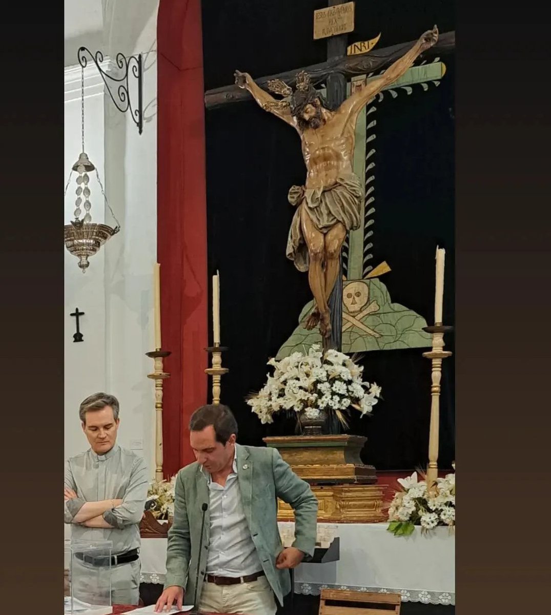 ACTC_CENTURION's tweet photo. ELECCIONES ESPERANZA|

En el día de ayer, fuera elegido como Hermano Mayor de la queridísima Hermandad de la Esperanza (@HEsperanzaCarm), don José Antonio Sanromán Gavira. 

Damos la enhorabuena a él, y por supuesto, a nuestro contertulio José Alberto y su hermano, Ignacio... https://t.co/B5TtLPj4M4