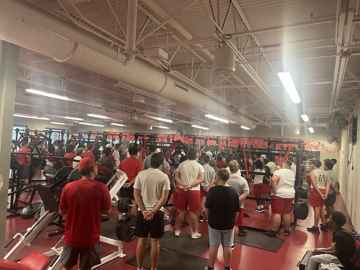 Joe Willis (@coachjoewillis) on Twitter photo A room full of <a href="/CrosbyMSCougars/">Crosby Middle School, Crosby ISD</a> ready to attack the weight room this morningβΌοΈ Fired up about these future <a href="/Crosby_CougarFB/">CrosbyCougarsFB</a> players being ready to attack summer workouts! #OnTheHuntπΊ A room full of <a href="/CrosbyMSCougars/">Crosby Middle School, Crosby ISD</a> ready to attack the weight room this morningβΌοΈ Fired up about these future <a href="/Crosby_CougarFB/">CrosbyCougarsFB</a> players being ready to attack summer workouts! #OnTheHuntπΊ