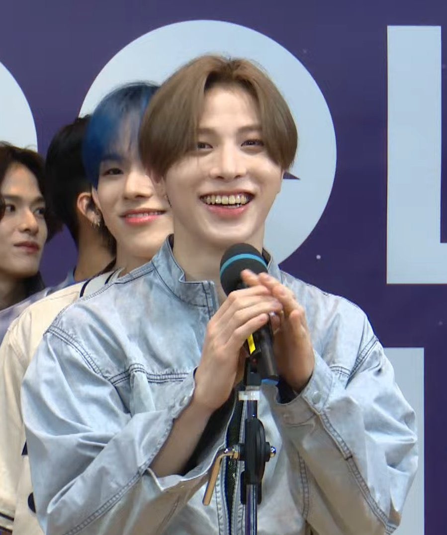 guys.. 😭😭😭😭😭😭😭