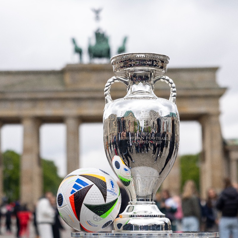 UEFA's tweet photo. Human rights are at the core of #EURO2024, with multiple measures put in place for a safe and inclusive tournament:

✅ Human rights declaration and board
✅ Grievance mechanism
✅ Rapid response mechanism
✅ Fan integration

More info: ⬇️