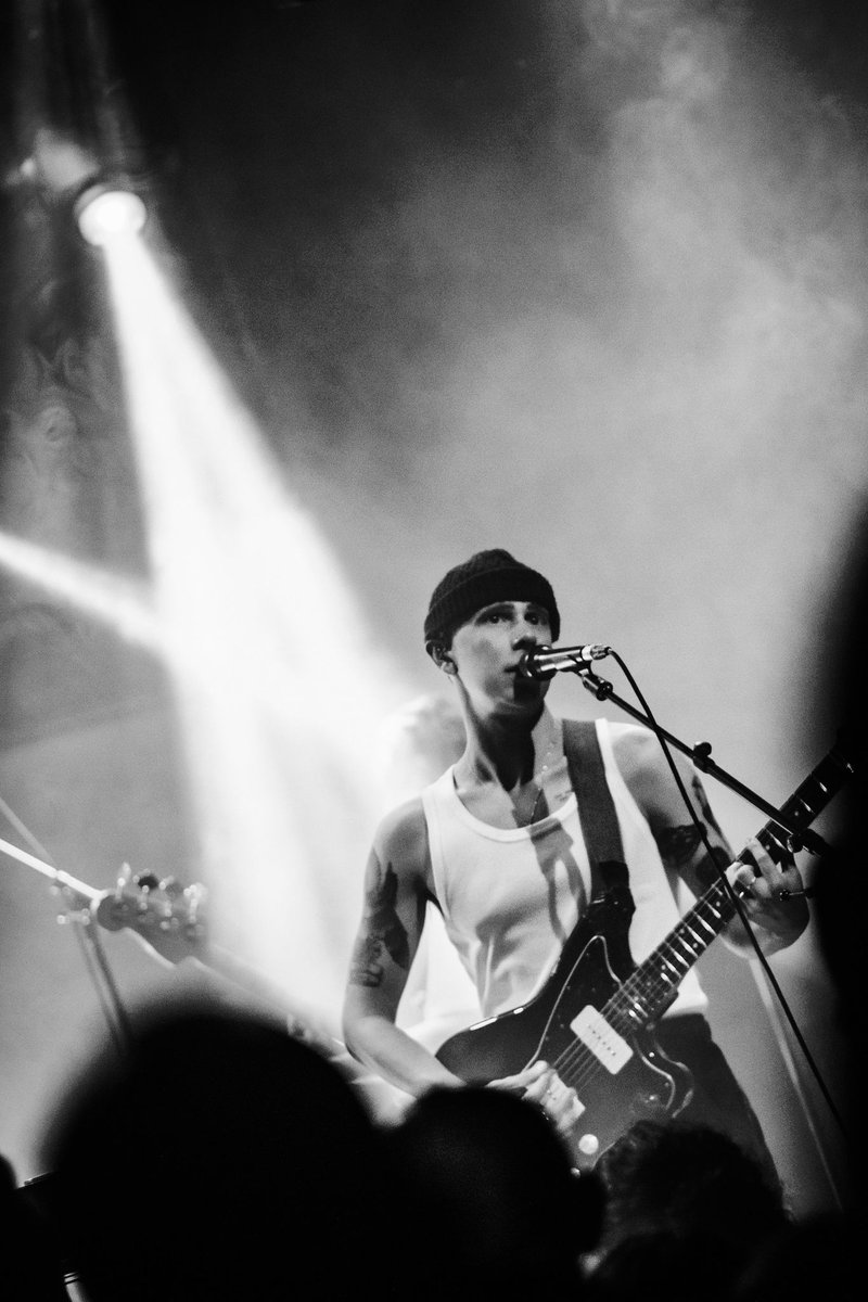 Gaffa Tape Sandy (@gaffatapesandy) on Twitter photo Saturday is going to be special for many reasons - one being the wonderful <a href="/redwiing/">Mark Valentine Holley</a> from <a href="/blackfoxxes/">BLACK FOXXES</a> will be joining us for extra riffs, harmonies and all the rest for one time only !!✨
Ticketsssss: theapex.co.uk/whats-on/detai…... xx Saturday is going to be special for many reasons - one being the wonderful <a href="/redwiing/">Mark Valentine Holley</a> from <a href="/blackfoxxes/">BLACK FOXXES</a> will be joining us for extra riffs, harmonies and all the rest for one time only !!✨
Ticketsssss: theapex.co.uk/whats-on/detai…... xx