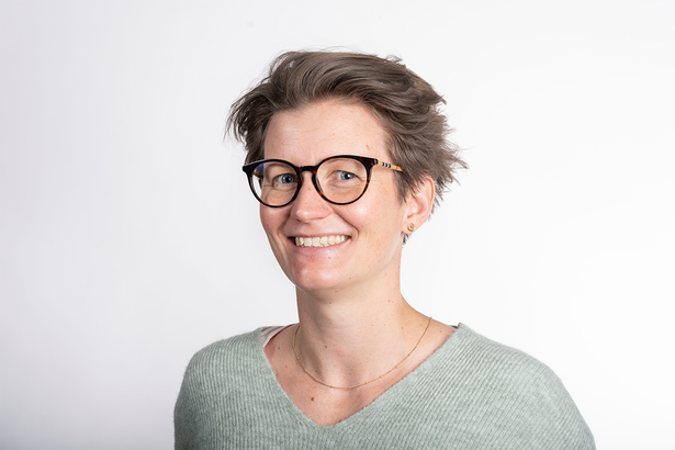 ustp_hochschule's tweet photo. Wenn die #Migrationsforschung die Perspektive wechselt

Unsere Forscherin und Departmentleiterin Katharina Auer-Voigtländer erhob in ihrer Doktorarbeit, wie geflüchtete Menschen die Ankunft in Österreich erleben.

https://t.co/XFIJCASUN3

#fhstp #Soziales #SozialeArbeit https://t.co/gaKJqWWCqe