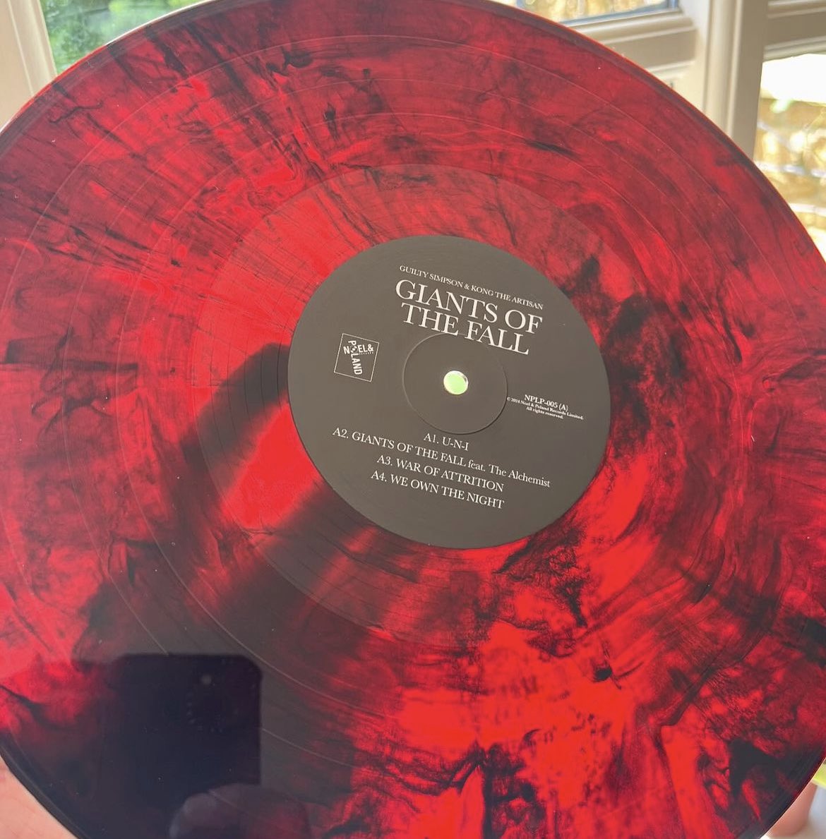 Photos from Kong today that the vinyls have touched down and start shipping this week.. sheeesshhh 🔥 come on now 🔥🔥

Guilty Simpson &amp; Kong The Artisan - Giants Of The Fall 

Features The Alchemist 

Art by me 🎨💪