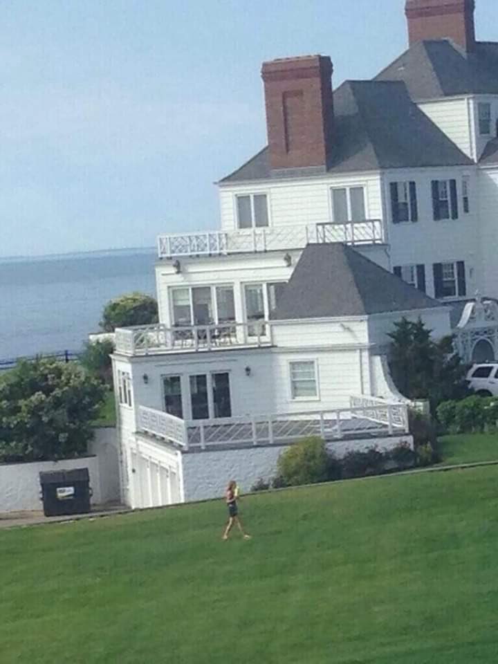 orbitertv's tweet photo. when she patrolled her home with a water gun https://t.co/Bx4iBGngGg