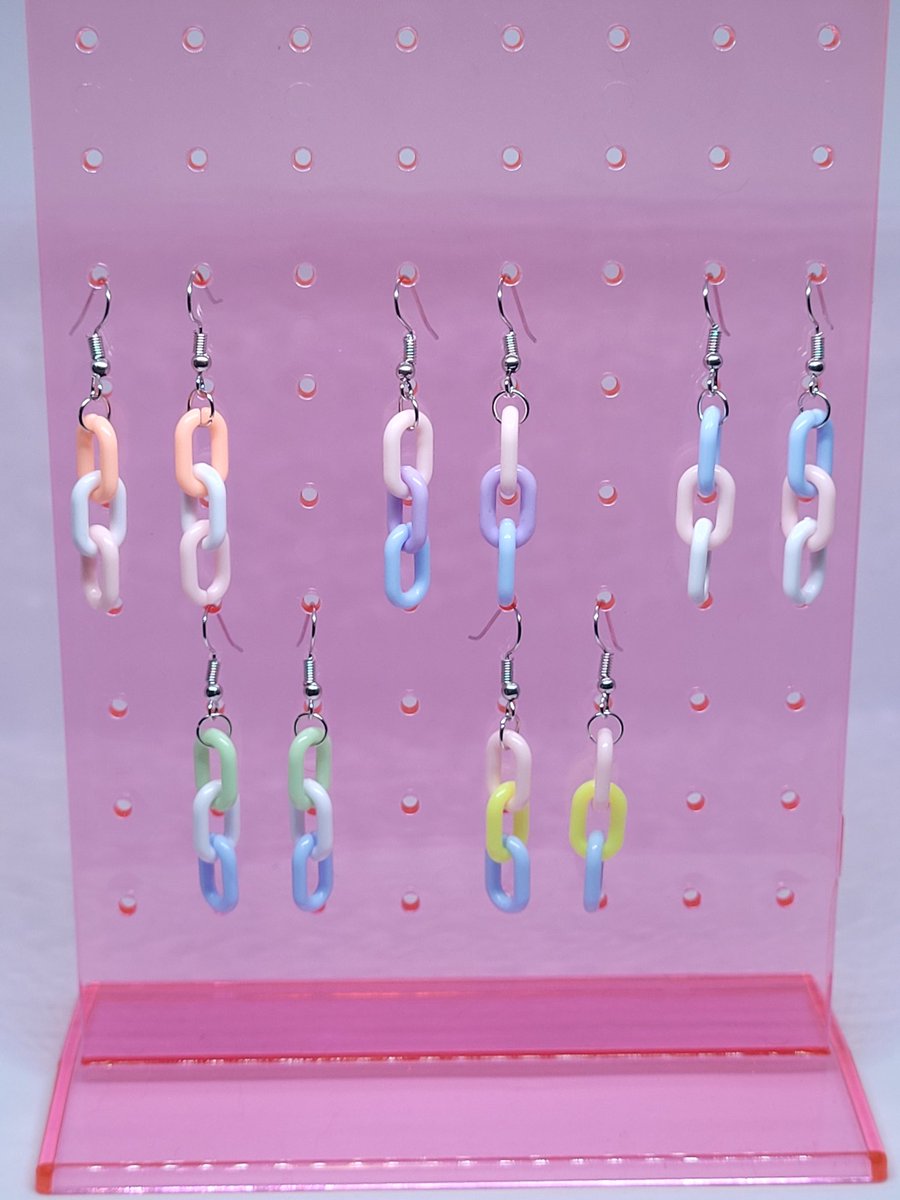 Delightful Dangles Co tweet media