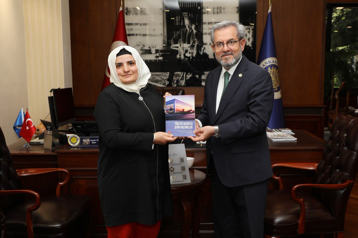 Sn Dr. Aynur Yazıcı Sorucuoğlu'na ziyaretlerinden ve "Tüketici Algısıyla Şehir Hastaneleri" adlı kitabı takdimlerinden dolayı teşekkür ediyorum.