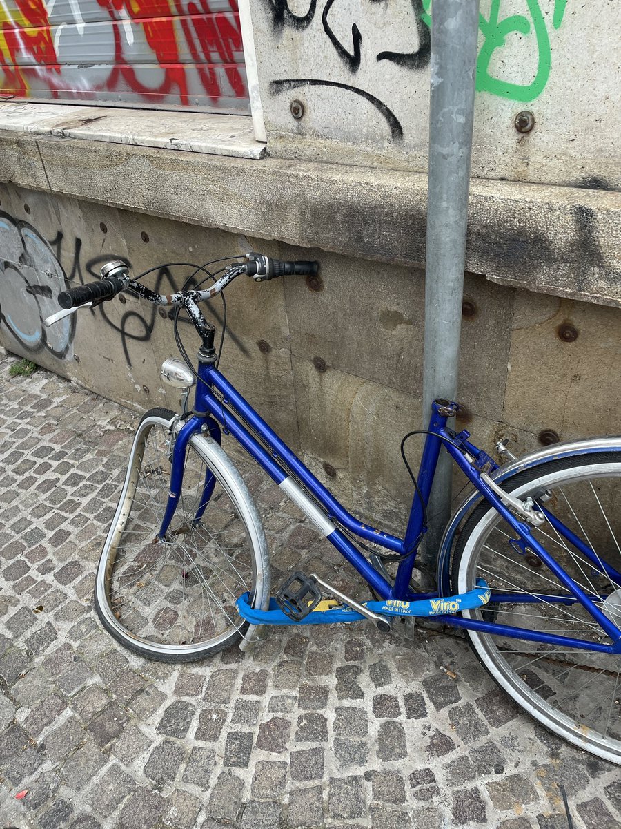 elerry28's tweet photo. la bici che si merita hs https://t.co/b823JWJjIw