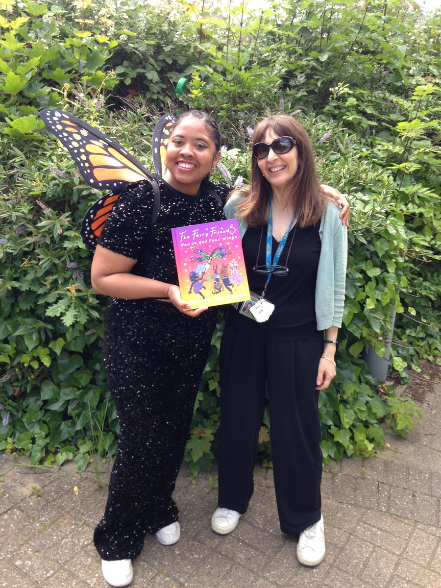 StarksField's tweet image. On Friday Starks Field had a visit from Helena Obodoagwu, author of The Fairy Friends : How to get your wings 🧚