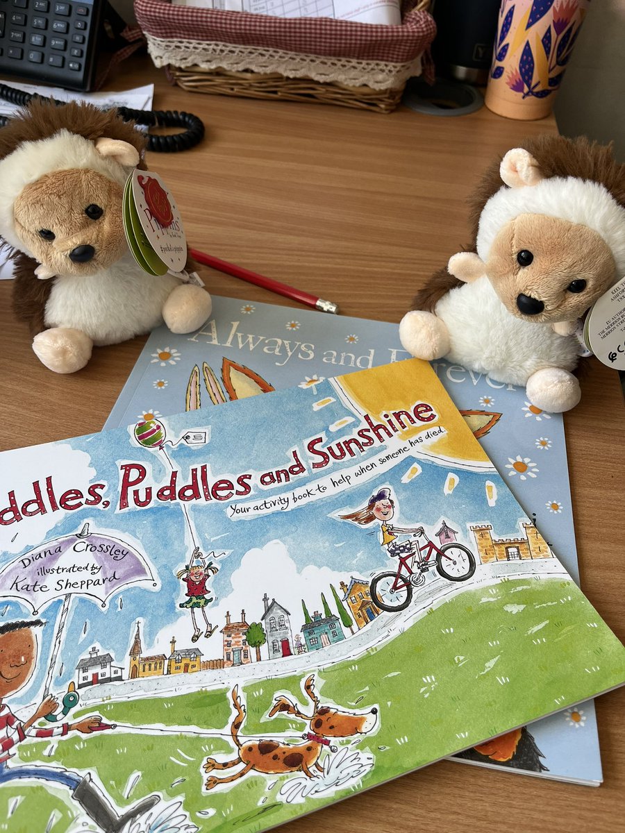 It’s the small acts of kindness that go the furthest. So incredibly proud of the F4 team for ensuring holistic care is provided for the family as well as their patients!! What a lovely touch 💙

<a href="/CathyLakePHT/">Cathy Lake</a> <a href="/ginastanley73/">Gina Stanley</a> <a href="/OpmSenior/">OPM Senior Nursing Team</a>