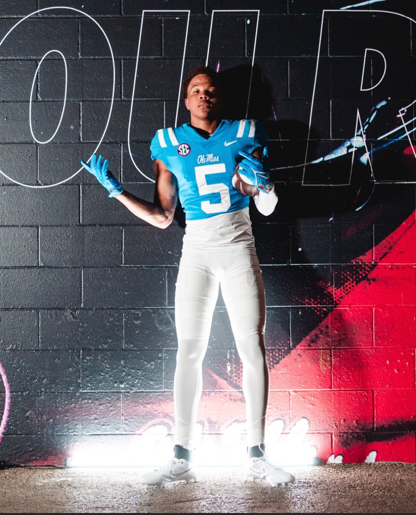 Ole Miss Official Visit!!!
<a href="/OleMissFB/">Ole Miss Football</a> <a href="/IamClint_C/">Clint Cosgrove</a> <a href="/ChadSimmons_/">ChadSimmons</a> <a href="/RitterPrep/">Cardinal Ritter College Prep Football</a> <a href="/AllenTrieu/">Allen Trieu</a> <a href="/CoachGMcDonald/">George McDonald</a> 

#hottytoddy