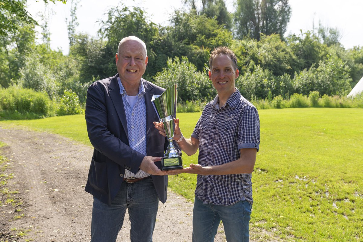 Papierfabrikant <a href="/Essity_NL/">Essity Nederland</a> in Cuijk is de winnaar van de VNP-Energiebokaal!

vnp.nl/essity-wint-en…