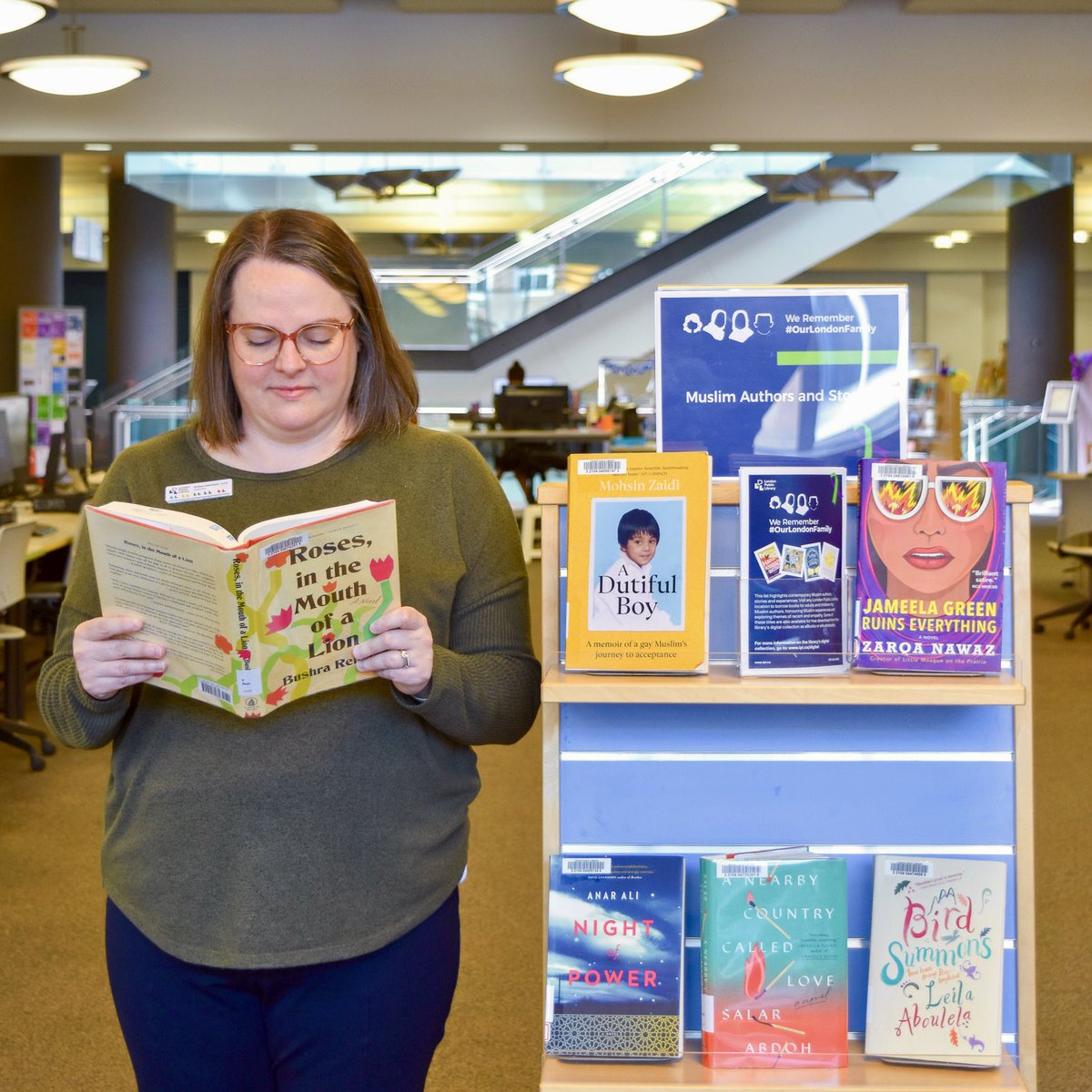 londonlibrary's tweet photo. Today, we’re sharing again our reading lists of Muslim authors.

Reading (and listening) to authors who may have a background different from our own can help us better understand and share in the feelings of others. And reading great stories by terrific authors is a pleasure.  1/ https://t.co/FkR0zHmJO9