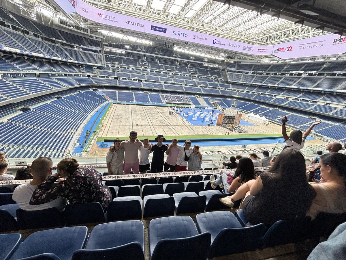 Séjour à Madrid pour nos 3e du 20 au 25 mai. 
Quelques photos pour se remémorer de merveilleux souvenirs. 
Merci aux élèves et à l'équipe encadrante (M. Herrera-Saez,
M. Prod'Homme, Barthélémy et Octavie) qui ont fait de ce voyage, une réussite.