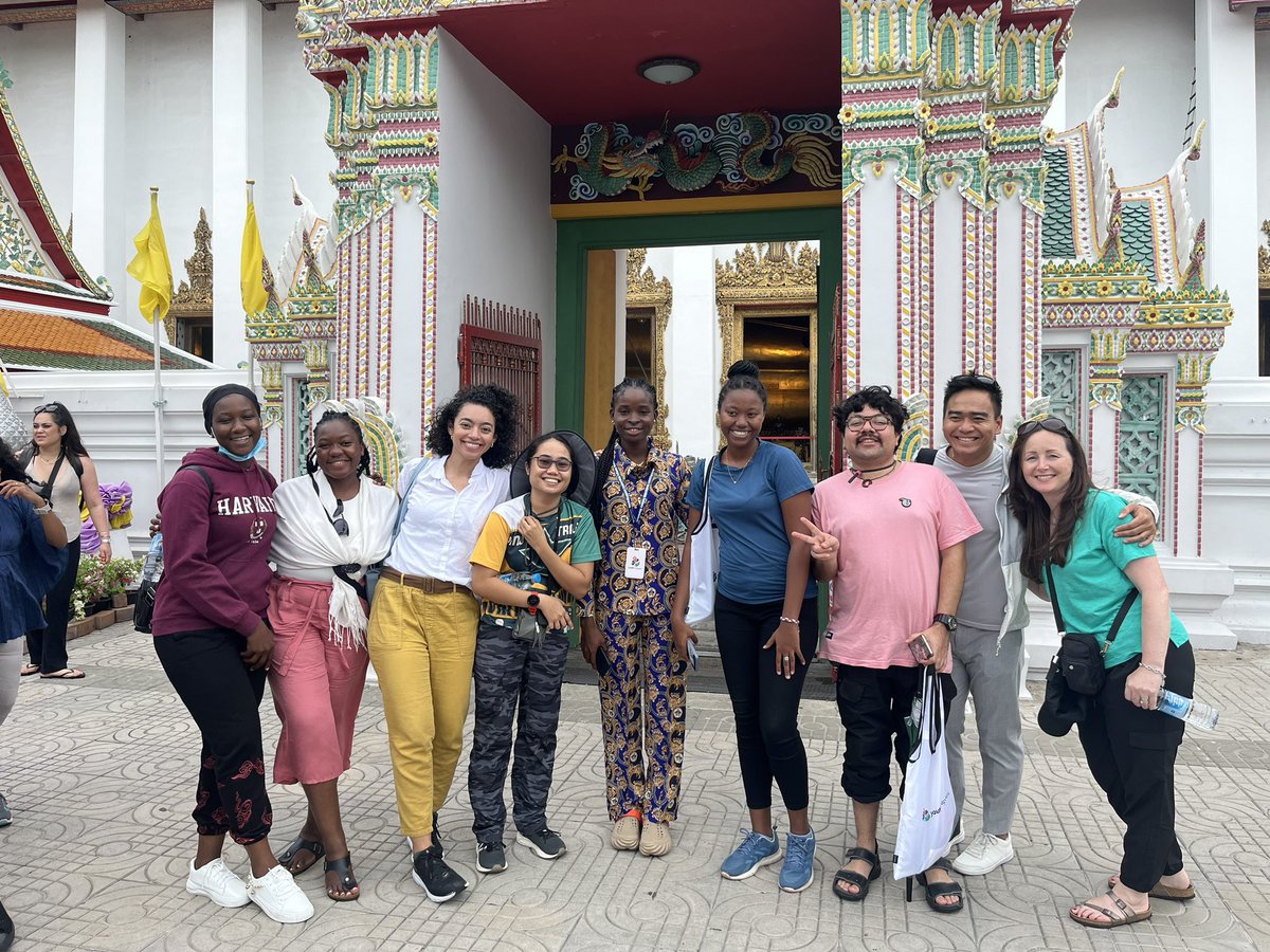 youthmappers's tweet photo. 🇹🇭After the morning sessions, fellows explored Bangkok—on foot and by boat! 🛶 We are looking forward to day 2! #YMFellowship2024 https://t.co/zfdSv9lEfL