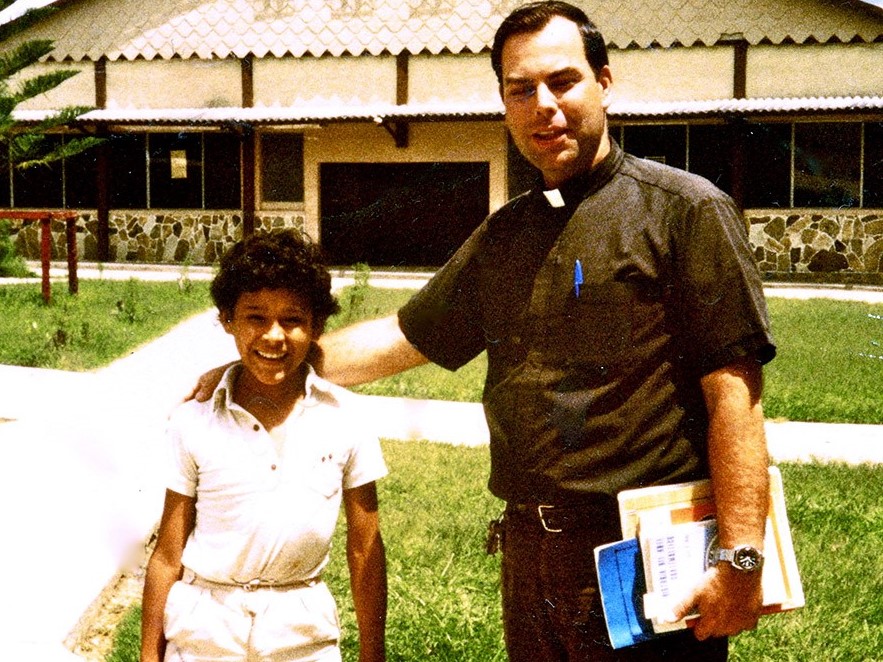 ThomasSouthard's tweet photo. "I am personally weary of violence, but I continue to feel a strong commitment to the suffering poor," he wrote in his final letter. "I pray to God for the grace and strength to serve Him... I place my life in His Providence; I place my trust in Him." https://t.co/ukKx3Z21cv