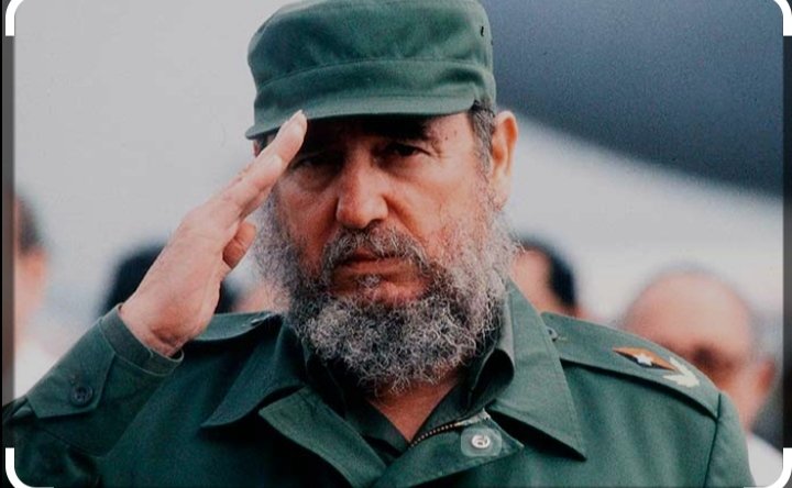 CiroRedondoPCC's tweet photo. "UNA REVOLUCIÓN SOLO PUEDE SER HIJA DE LA CULTURA Y DE LAS IDEAS".https://t.co/4LjgxuLeIC
#PorCiroRedondoTodo #LatirXUn26Avileño #FidelVive @AnabelRamrezLp2 @ivanc73 @JHGcasanova @DixanCrespo @YoandyDelasCasa @NexyVelizNaranj @AlexeyOT73 @AlfreMenendez @centrofidel https://t.co/EVDAea37Gp