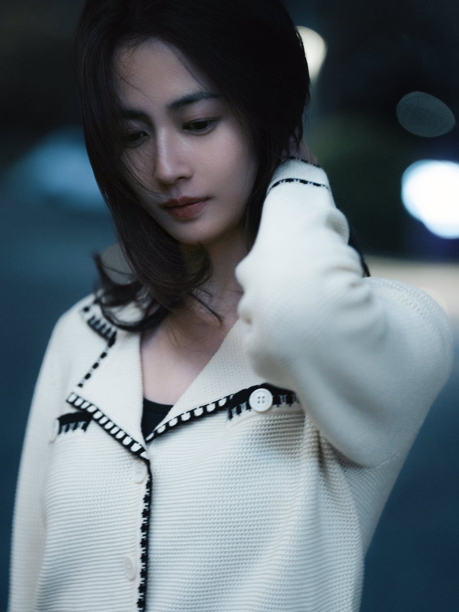 ForYukee's tweet photo. 📸 240610 | 陈钰琪工作室 #เฉินอวี้ฉี ChenYuqi Studio Weibo Update : สตูดิโออัพเดทรูปสวยๆ ในวันเทศกาลไหว้บ๊ะจ่างค่ะ อวี้ฉีสวยมาก😍

"วันนี้ทุกคนกินบ๊ะจ่างไส้หวานหรือไส้เค็ม?

#ChenYuqi #陈钰琪 #YukeeChen 
#ForYukee #ForYukeeStudio https://t.co/9yEu5IHCoY