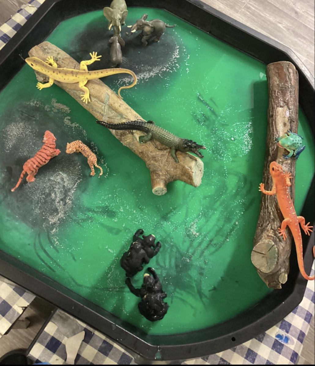 stepbystepSE13's tweet photo. Love to Play ❤️ #learningthroughplay #learning #fun #schema #stepbystepdaynursery_se13 #lewisham https://t.co/3mIbuKst3N