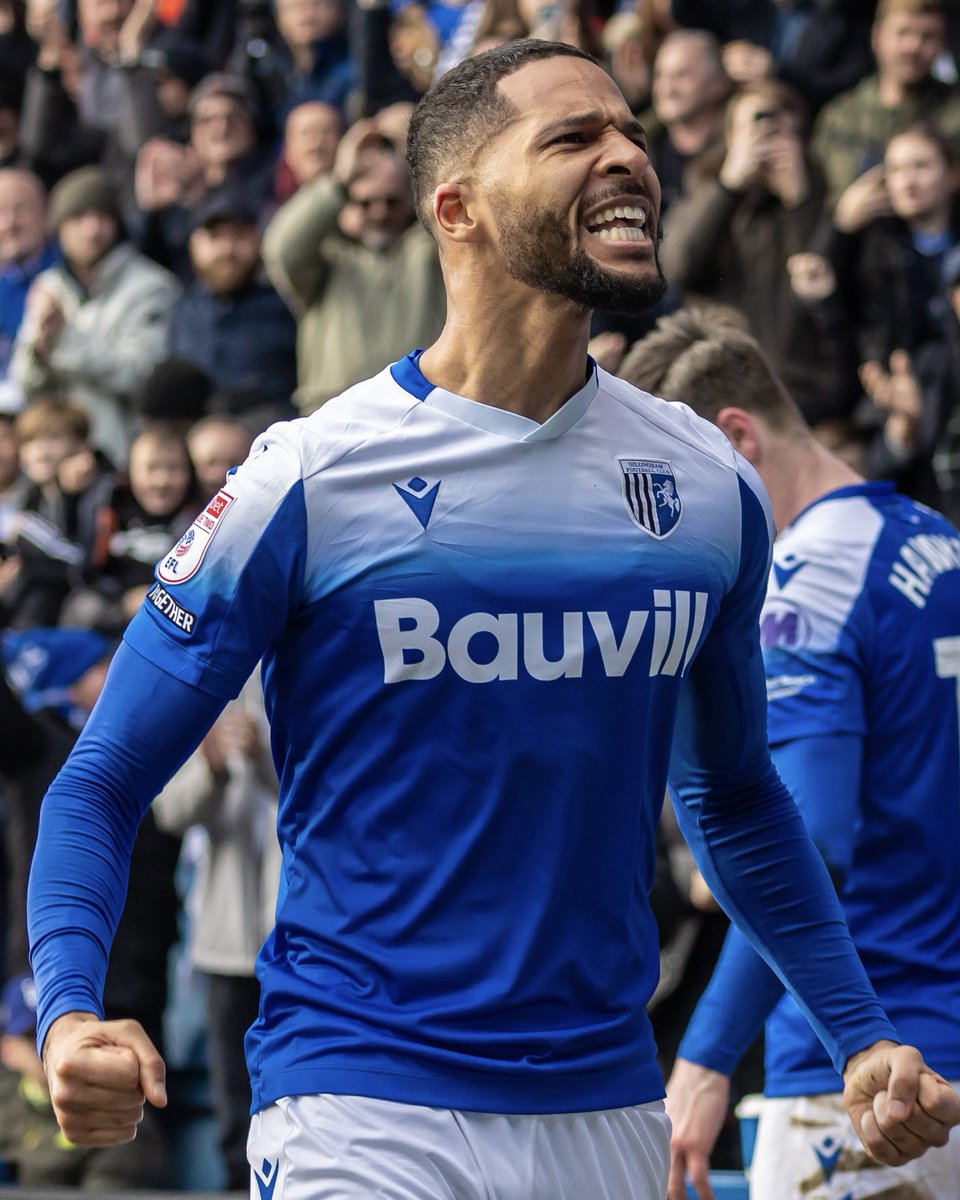 Tim Dieng’s Wrexham winner 😍🇫🇷

#Gills | <a href="/timdieng8/">Timothée Dieng</a>