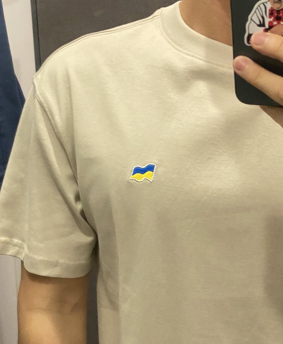 olekshyn's tweet photo. Found these while shopping for new clothes today. This is NET, a popular Taiwanese clothing brand.

Із щотижневої рубрики «Тайвань Базований» https://t.co/YOUTzMgzWk