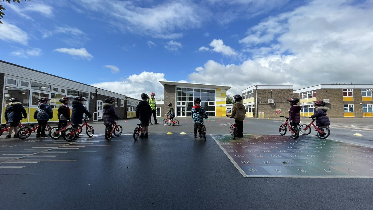 Market Deeping Community Primary School tweet media