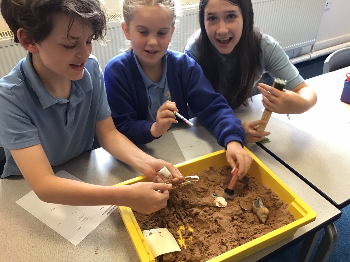 Today, Class 2 began exploring the book “Flotsam” by David Weisner. We practised our prediction skills by exploring some flotsam and deciding who we think these items belonged to. We then provided evidence for our predictions. Thanks <a href="/Teacherglitter/">Ceridwen Eccles</a> for the inspiration.