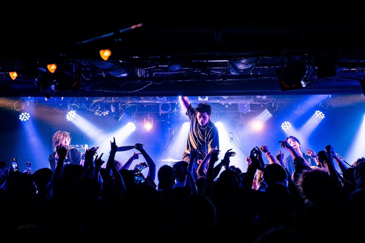 len_worstrash's tweet image. 💞JXLY Vol.3💞

皆
本当に本当に来てくれてありがとうございました！！！

俺たちの前の出演者もヤバすぎた
同じ世代でいれて誇らしいです。

この場を持って改めて意思表明します。

これから時代を支配するのは俺たちZ世代です。

WORSTRASHを、JXLYを愛してくれてありがとう💞

#worstrash #jxly