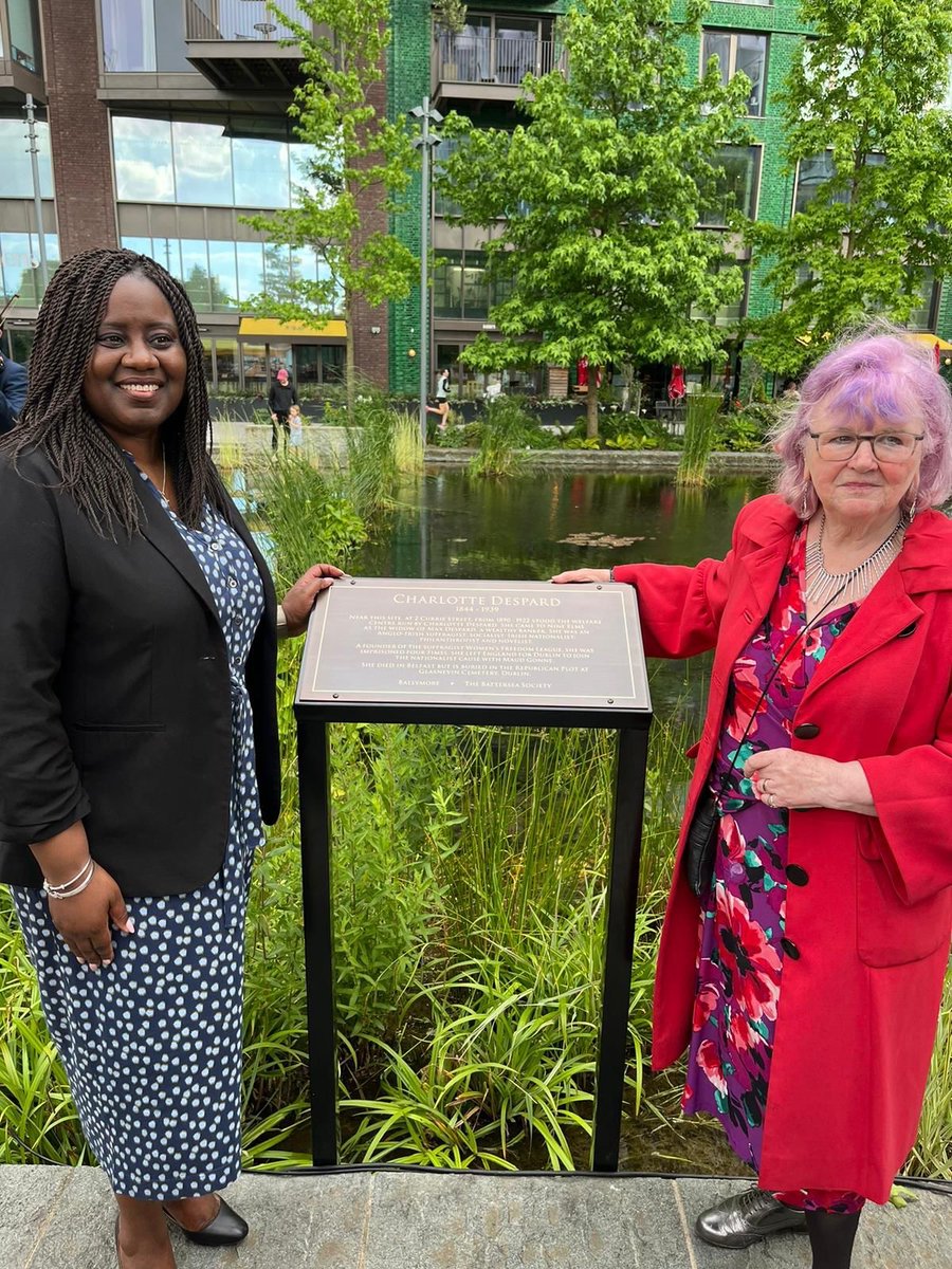 MarshadeCordova's tweet photo. A lovely Irish evening in Battersea.  🇮🇪 

It was fantastic to be at the unveiling of a Blue Plaque for suffragette Charlotte Despard in #Battersea this week with former Irish president Mary McAleese. 

She was a trailblazer, who was the first woman to stand for Battersea North constituency in 1918. 

It is great to now have a permanent memorial for Charlotte in the place that she lived and worked in for so long. 🌹