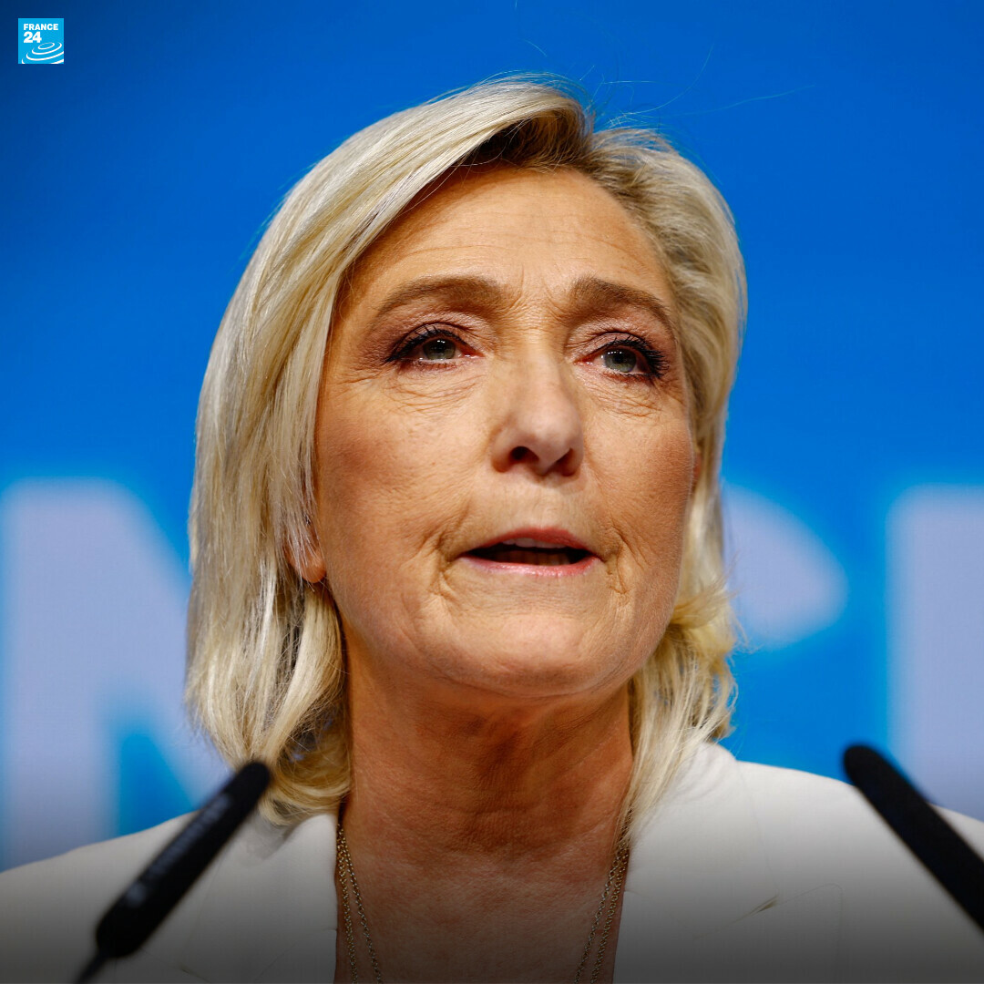 France24_es's tweet photo. 🇪🇺 🗳️ Los resultados de las elecciones al Parlamento Europeo muestran ahora una #Europa más inclinada a la derecha, aunque con un centro que se mantiene y está dispuesto a impulsar una fuerza proeuropea para los próximos cinco años ➡️ https://t.co/3Ajt1oXeis https://t.co/AfYaiDPCAg