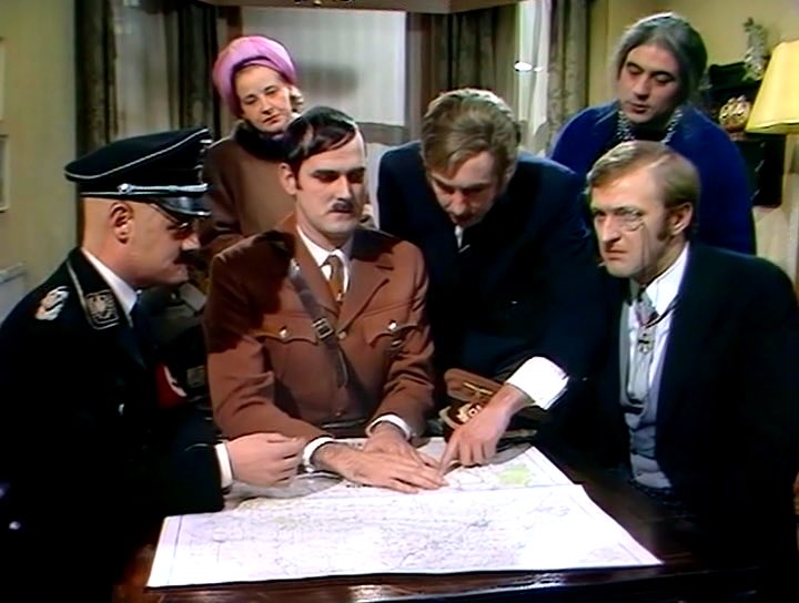 RobBfromDerby's tweet image. ‘Live to Reform’s Clacton HQ’