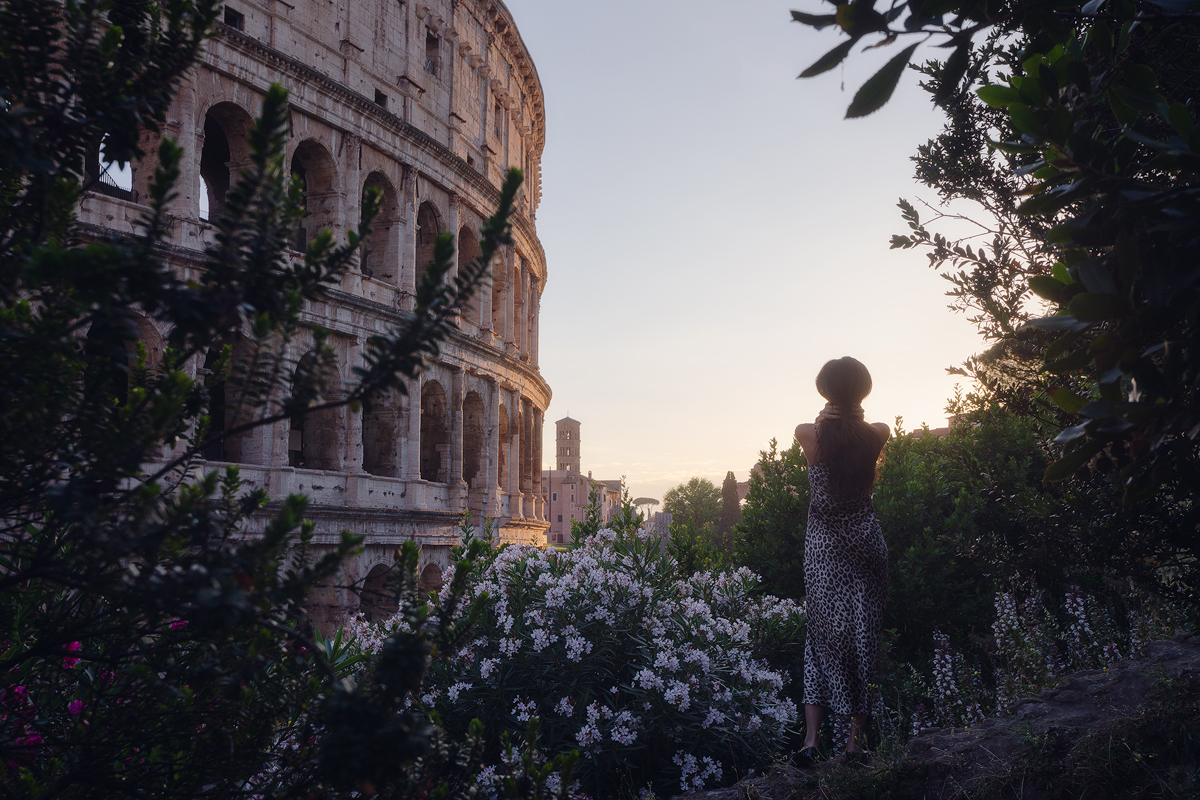 EmaSerraino's tweet photo. rêverie
#Roma #Rome #Colosseo #Colosseum #Coliseum #tramonto #sunset #oradorata #goldenhour #fioriselvatici #wildflowers #cornicebucolica #bucolicframe #perincanto #daydream https://t.co/nire80Hc2x