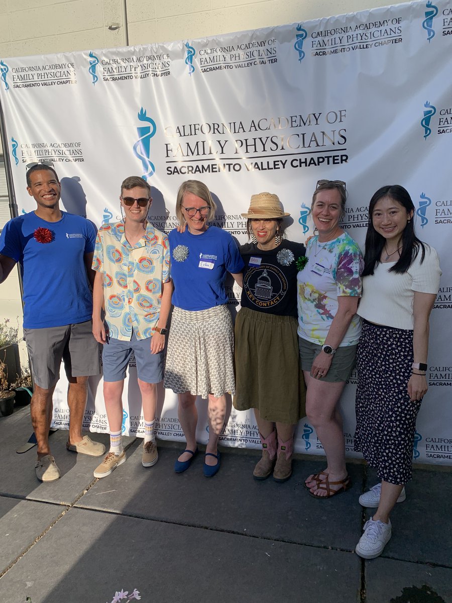 cafp_familydocs's tweet photo. Over the weekend the Sacramento Valley Chapter held a summer celebration at CAFP's new headquarters! This event honored residents and students, and included fun crafts and activities. 

#familydocs #familymedicine https://t.co/GD3YAawqAJ