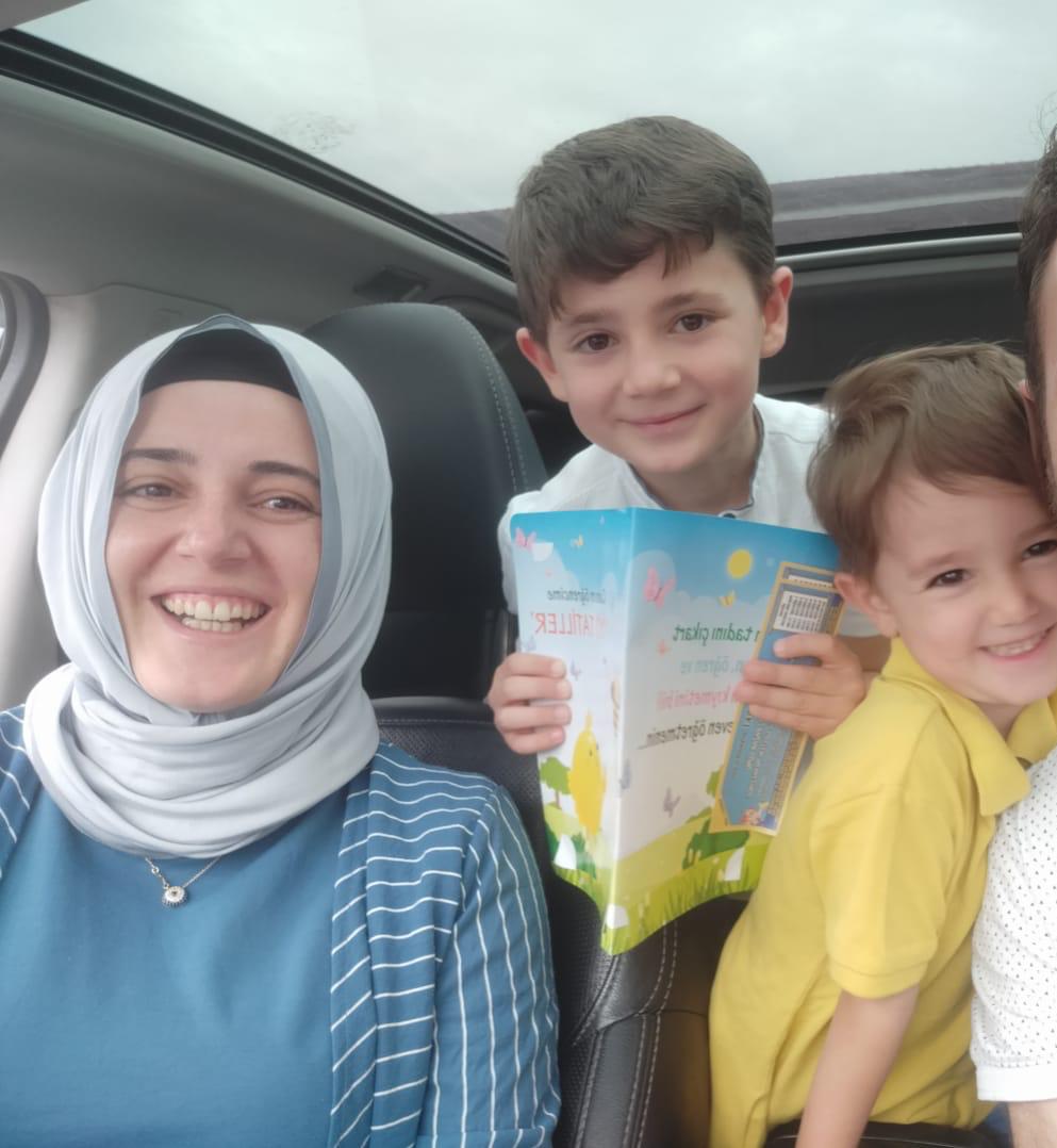 #KHKGerçeği 
Hamileyken haksızca tutuklanan KHK'lı Gülbün Bakay annenin Sincan Cezaevinde 7 haftalık bebeğini orada düşürmesi,eşi ile tekrar haksızca tutuklaması..

KHK zulmü bitsin ‼️
Masumları serbest bırakın ‼️
<a href="/AYMBASKANLIGI/">Anayasa Mahkemesi</a> <a href="/ECHR_CEDH/">ECHR CEDH</a> 
<a href="/TBMMGenelKurulu/">TBMM Genel Kurulu</a> <a href="/yilmaztunc/">Yılmaz TUNÇ</a>