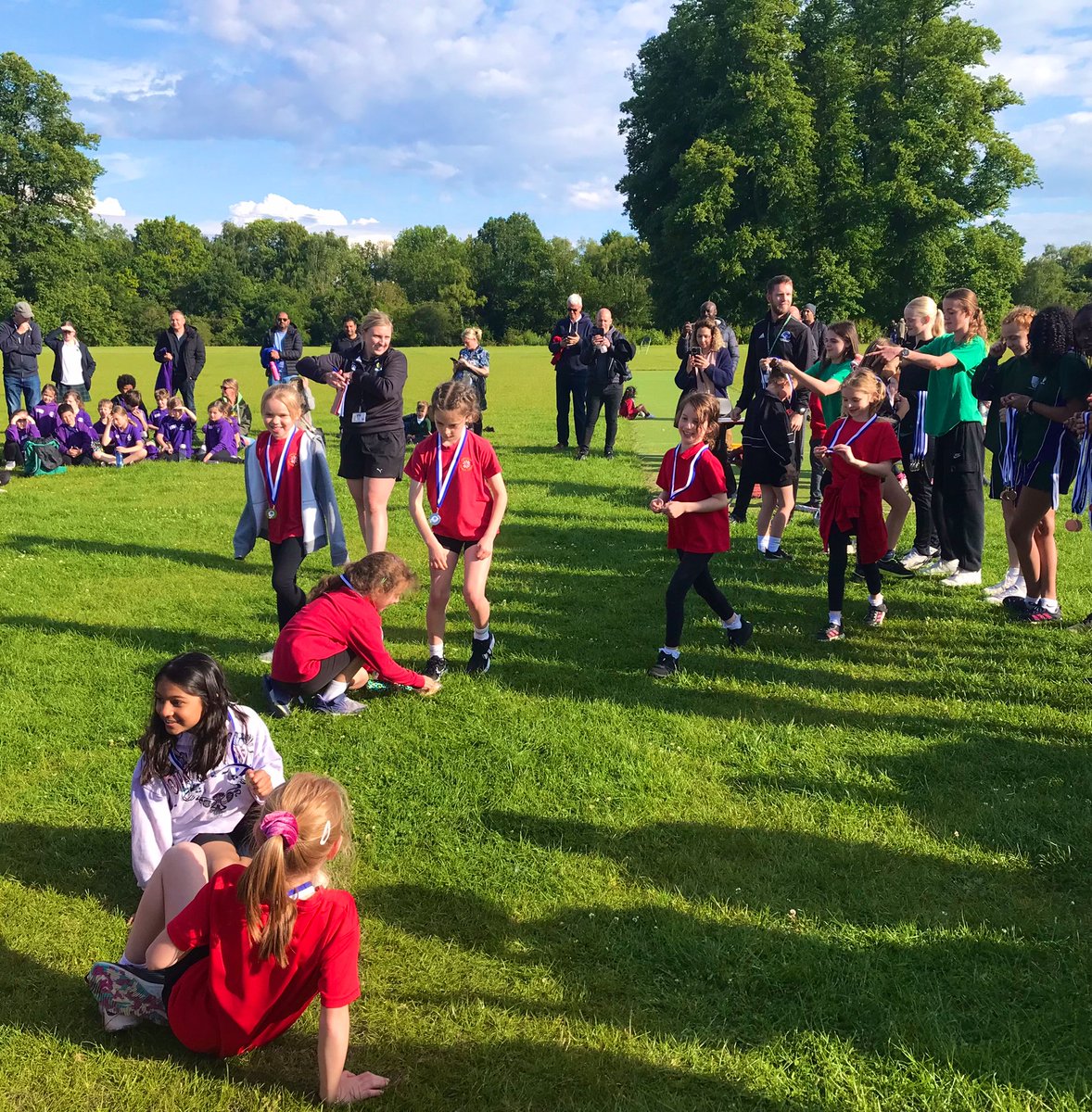 sportyorkemead's tweet photo. Unbelievable! For the 2nd year in a row, @3YorkeMead Sycamore have won the @TRW_SSP Girls’ Athletics Finals! Laurel finished 3rd in the boys event and it is amazing that over 25 schools took part in this competition and @YorkeMead were in the top 3 for both! 👏🏃‍♂️🏃‍♀️🥇🥉#YorkeSport https://t.co/59PZxWRk0E