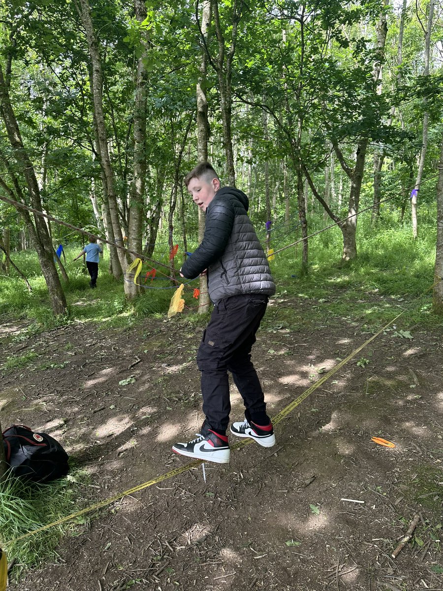 Mrs_EThomson's tweet photo. A great start to our Health Week! Thanks to our lovely friends @3DDrumchapel for facilitating a free-play session in our local woods. 💛💙 @LangfauldsPS https://t.co/113P4GruPz