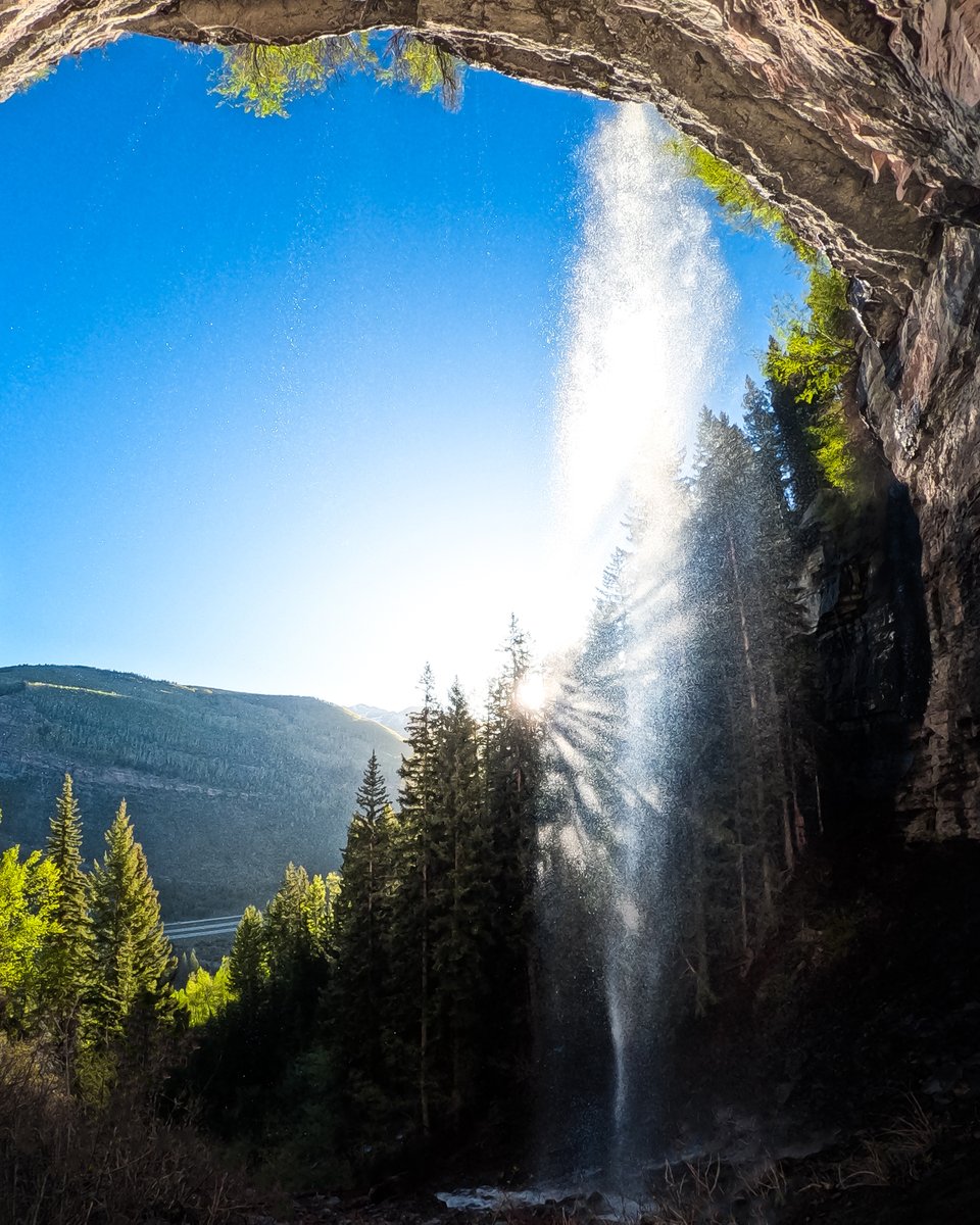 GoPro's tweet photo. Photo of the Day: Take in the Rocky Mountain sunrise ☀️ Thanks to everyone who joined us in Vail, CO this weekend for the #GoProMtnGames. We'll see you next year ✌️
📷 #GoProHERO12 Black
#GoPro #Vail #Colorado #Waterfall #Sunrise https://t.co/bN08pGZuvL
