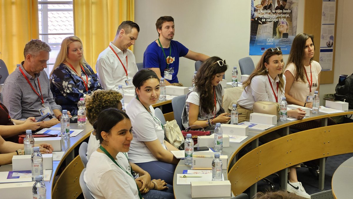 EMUNI University tweet media