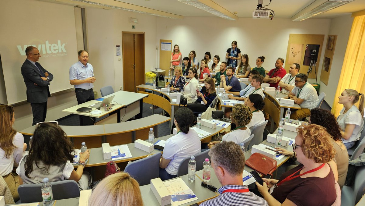 EMUNI University tweet media